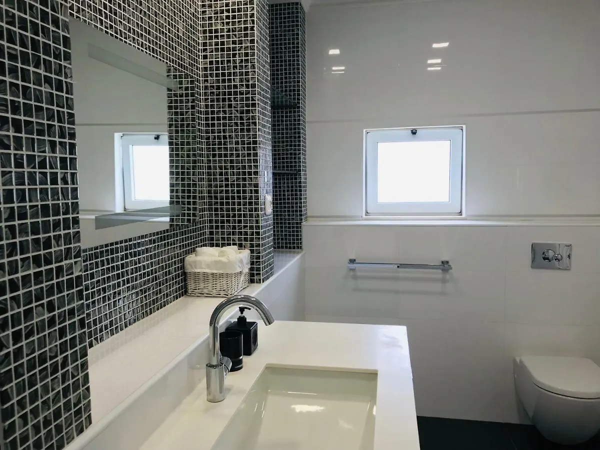 אילת Glamour Luxury Suite Swimming Pool 0*,